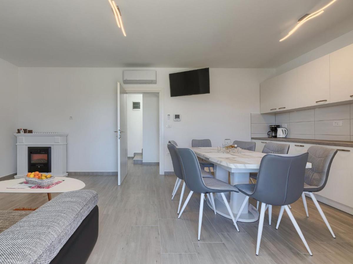 Holiday Home Villa Zirdum By Interhome Nova Vas (Porec) Exterior foto