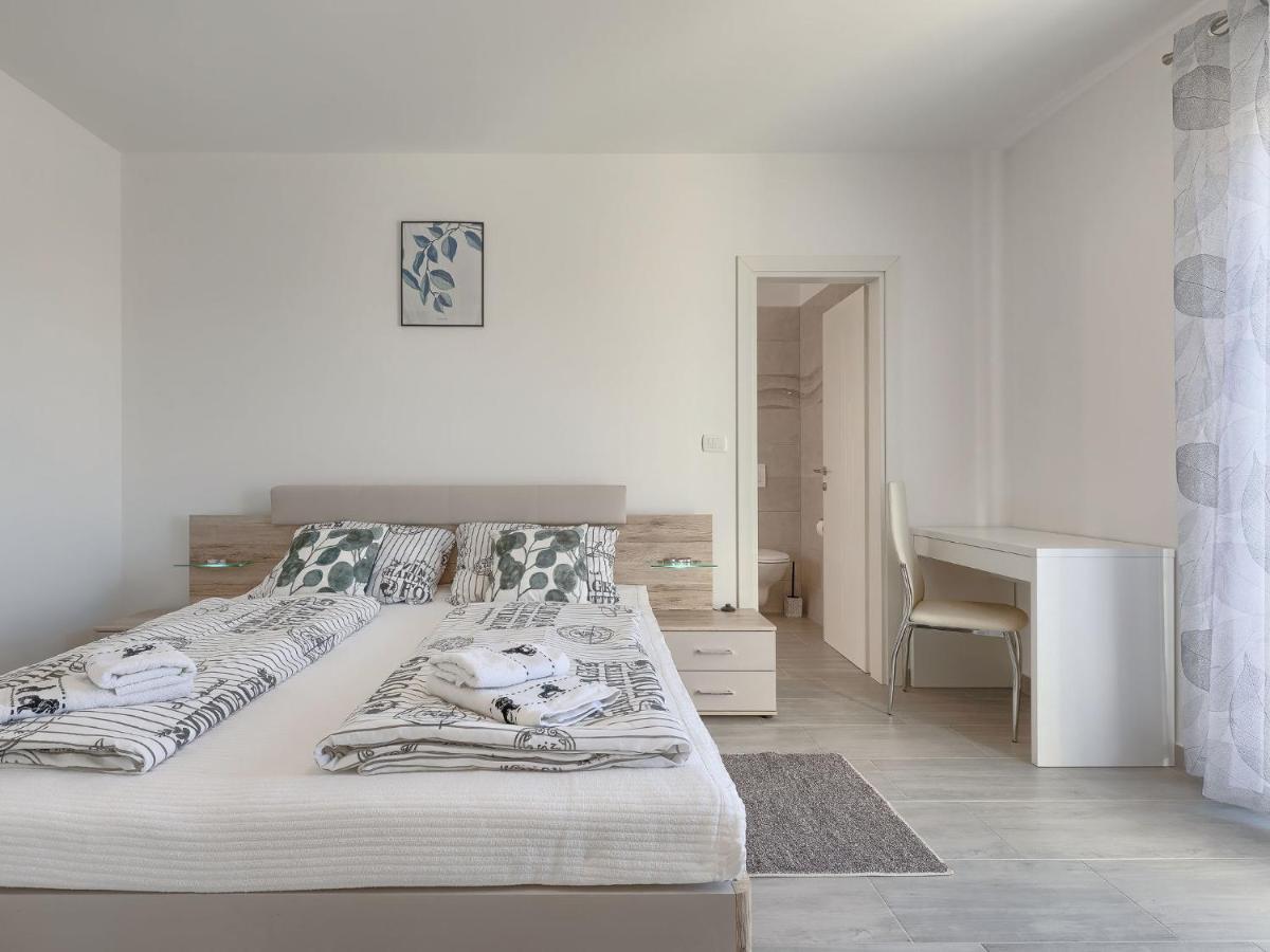 Holiday Home Villa Zirdum By Interhome Nova Vas (Porec) Exterior foto