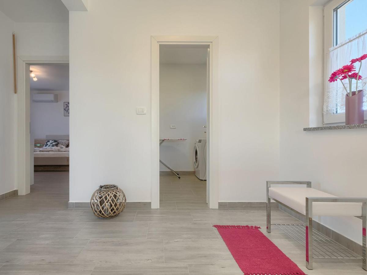 Holiday Home Villa Zirdum By Interhome Nova Vas (Porec) Exterior foto