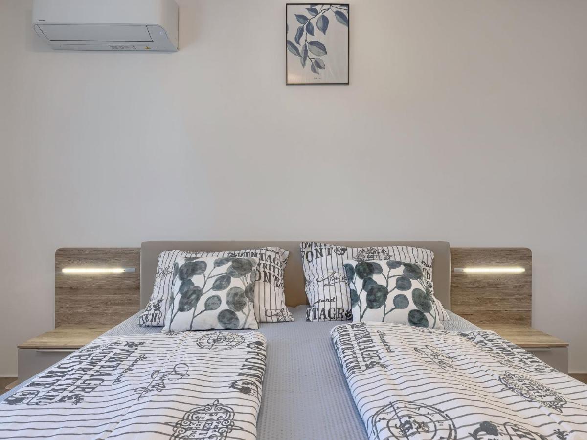 Holiday Home Villa Zirdum By Interhome Nova Vas (Porec) Exterior foto